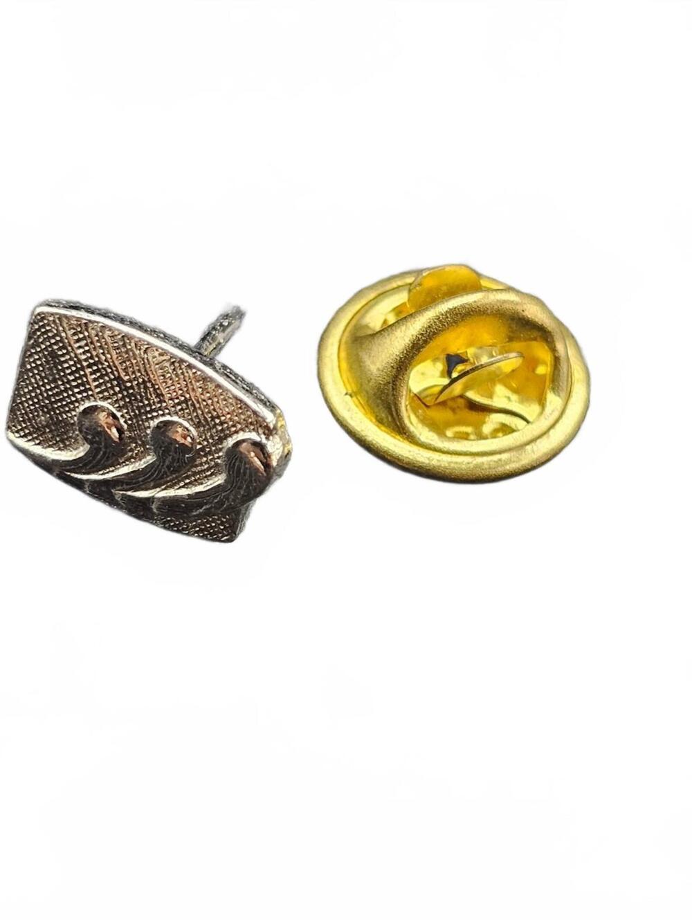 Small Wave Tie Tack